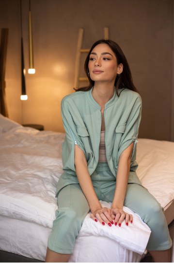  Μπλούζα φούτερ με φερμουάρ και άνοιγμα στα μανίκια βεραμάν - 