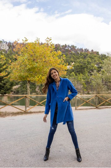 Παλτό με ένα κουμπί και ζώνη μπλε - 