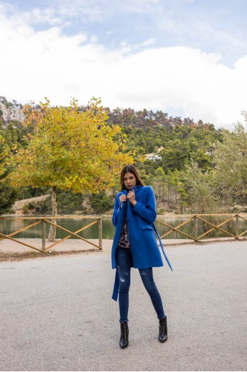 Παλτό με ένα κουμπί και ζώνη μπλε - 