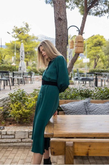 Φόρεμα μίντι με γιακά και κουμπιά κυπαρισσί - 