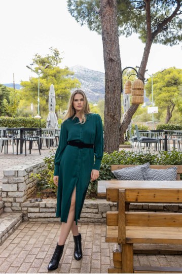 Φόρεμα μίντι με γιακά και κουμπιά κυπαρισσί - 