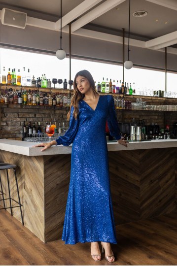  Φόρεμα με παγιέτες και ανοίγματα στα μανίκια μπλε - 