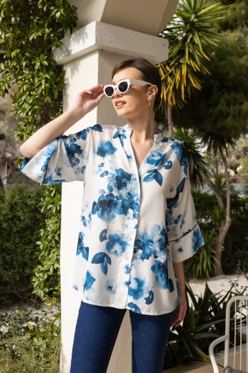 Πουκάμισο με λουλούδια και μάο γιακά λευκό-γαλάζιο