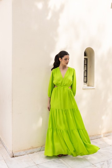 Φόρεμα με βολάν και άνοιγμα στη μέση λαχανί