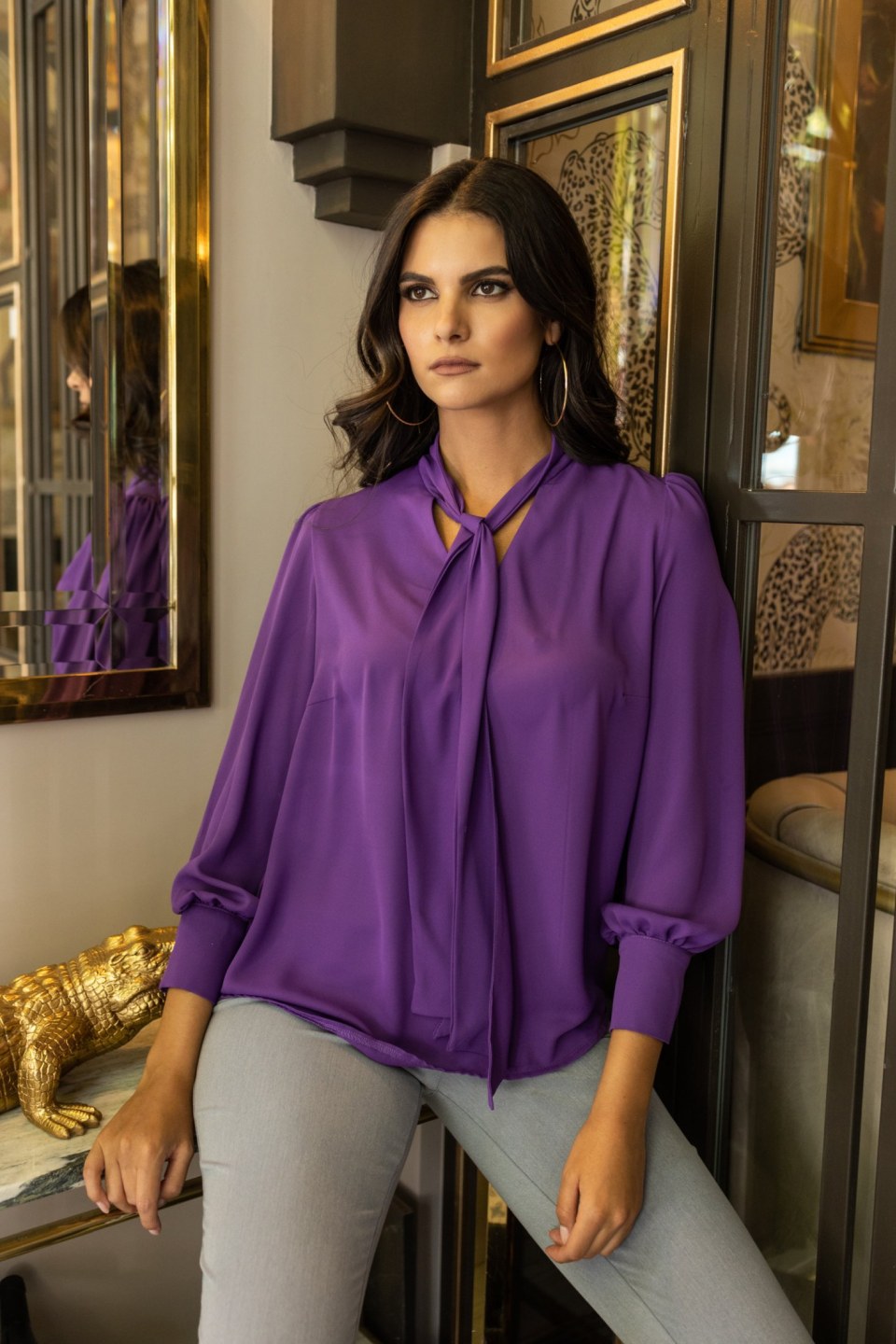 Μπλούζα με δέσιμο στο λαιμό και κουμπιά στα μανίκια μωβ