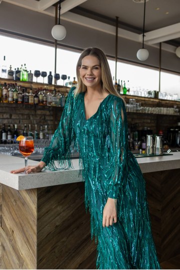  Φόρεμα με λαιμόκοψη V και κρόσια από παγιέτες πράσινο - 