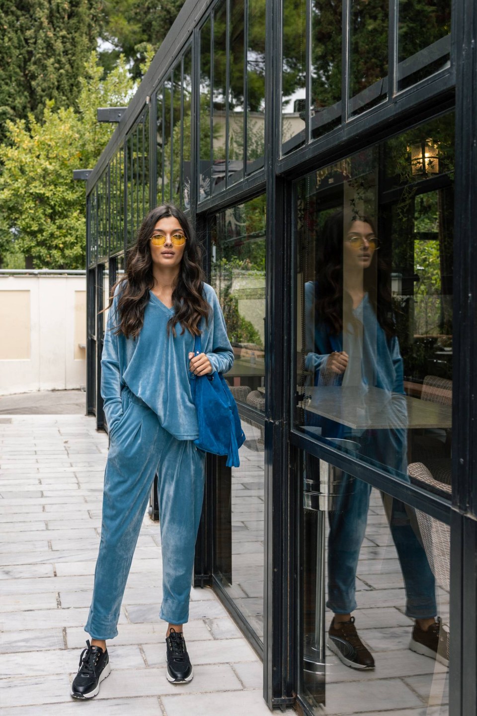  Παντελόνι-φόρμα βελουτέ με λάστιχο στη μέση πετρόλ