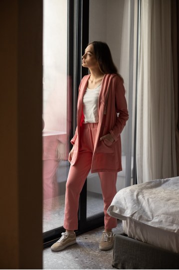 Ζακέτα φούτερ με κουκούλα και κορδόνια σάπιο μήλο - 